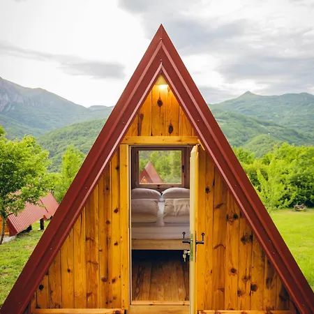 Mountain Camp Outdoor Tara 耶蒂斯特