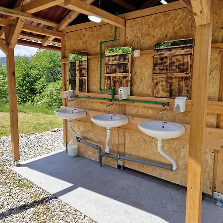 Mountain Camp Outdoor Tara Kemping *